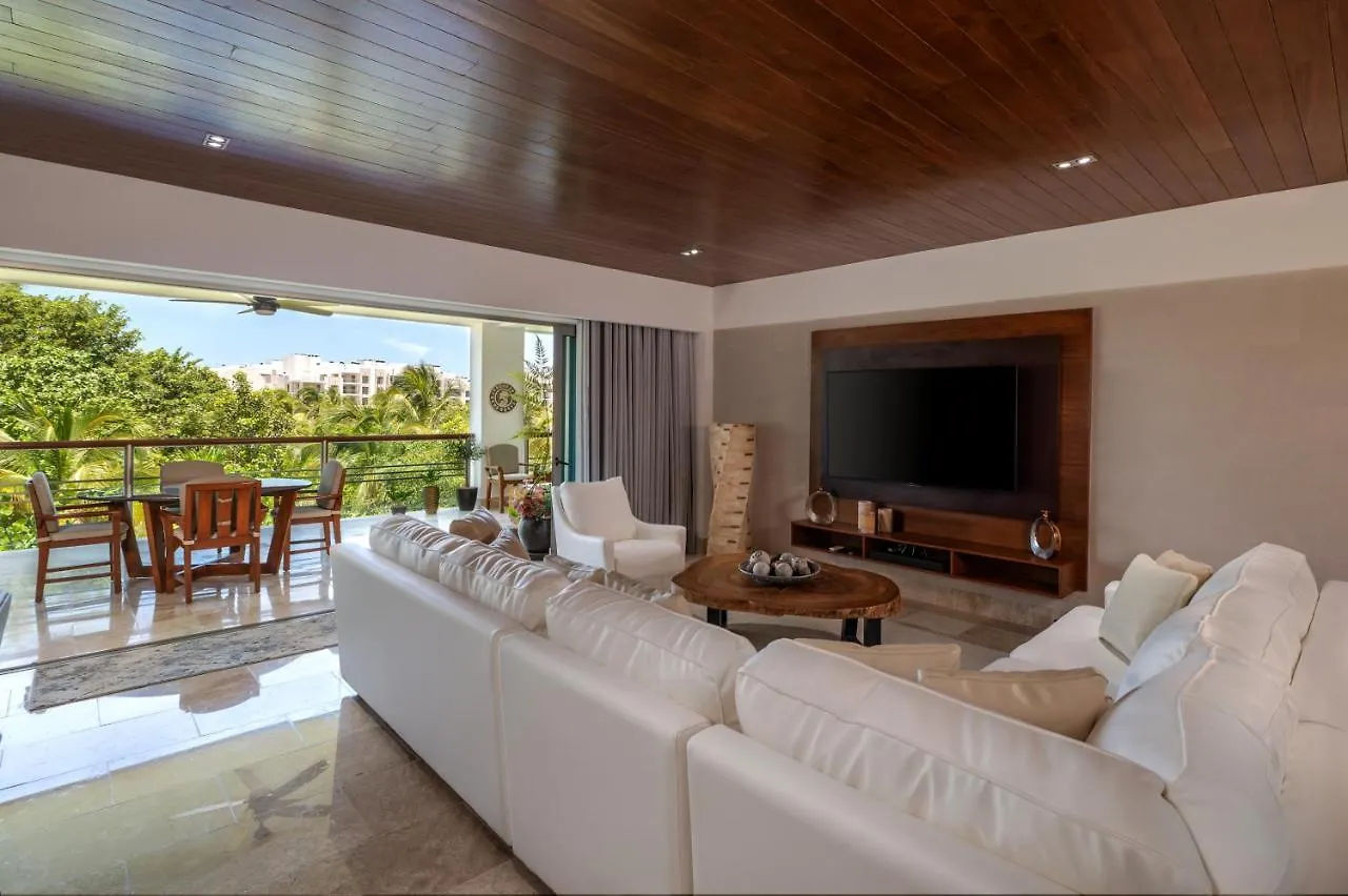 Beautiful Apartment By The Beach! Cancún Mexiko